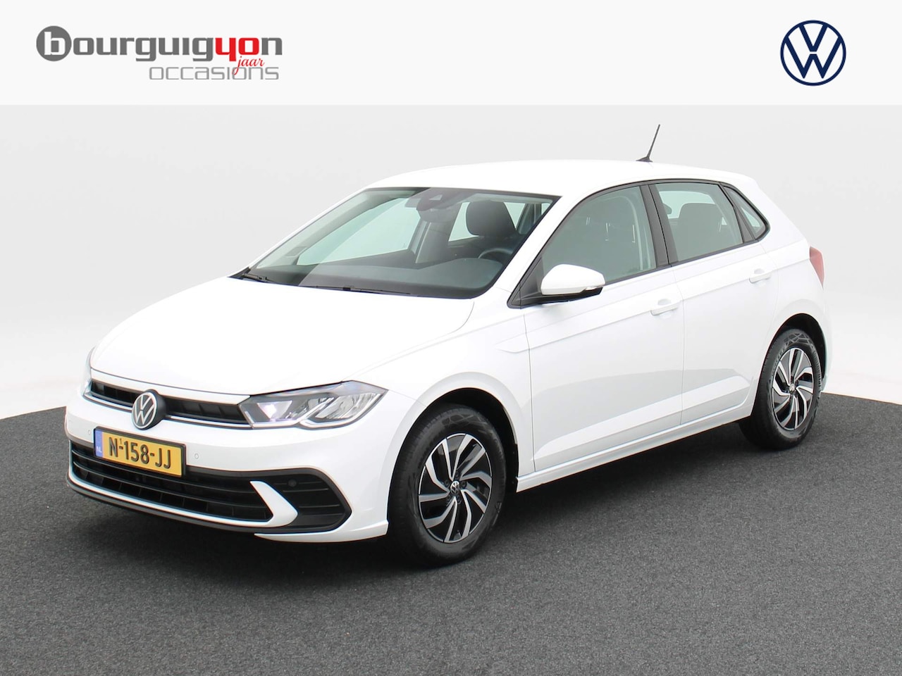 Volkswagen Polo - 1.0 TSi Life | LED | Adapt. Cruise | 15 inch | Parkeersensoren | Carplay | DAB | Virtual C - AutoWereld.nl