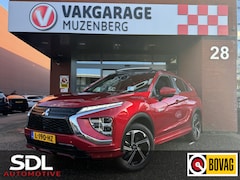 Mitsubishi Eclipse Cross - 2.4 PHEV Instyle / SCHUIF-KANTEL DAK // HUD // LEDER // DODEHOEK // ADAP. CRUISE // LED //