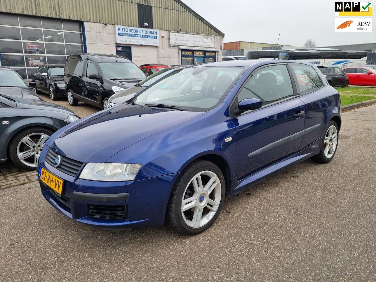 Fiat Stilo - 1.6-16V Racing 3-Drs Clima! Bj:2005 NAP! - AutoWereld.nl