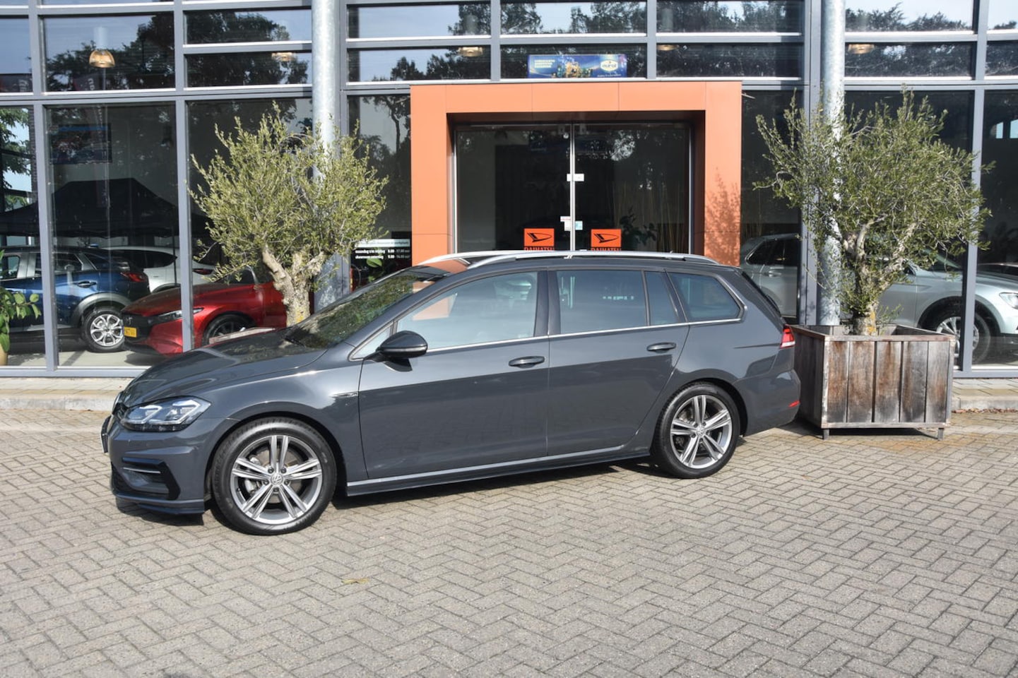 Volkswagen Golf Variant - GOLF VARIANT 1.5 TSI 150PK HIGHLINE BUSINESS - AutoWereld.nl