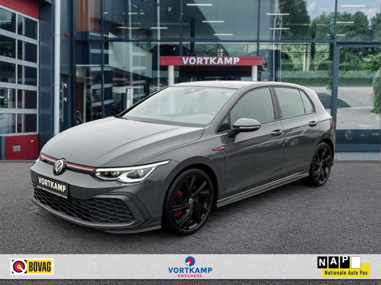 Volkswagen Golf - 2.0 TSI DSG GTI PANO-DAK/CAMERA/NAVI/ACC/STOEL-STUURVERW - AutoWereld.nl