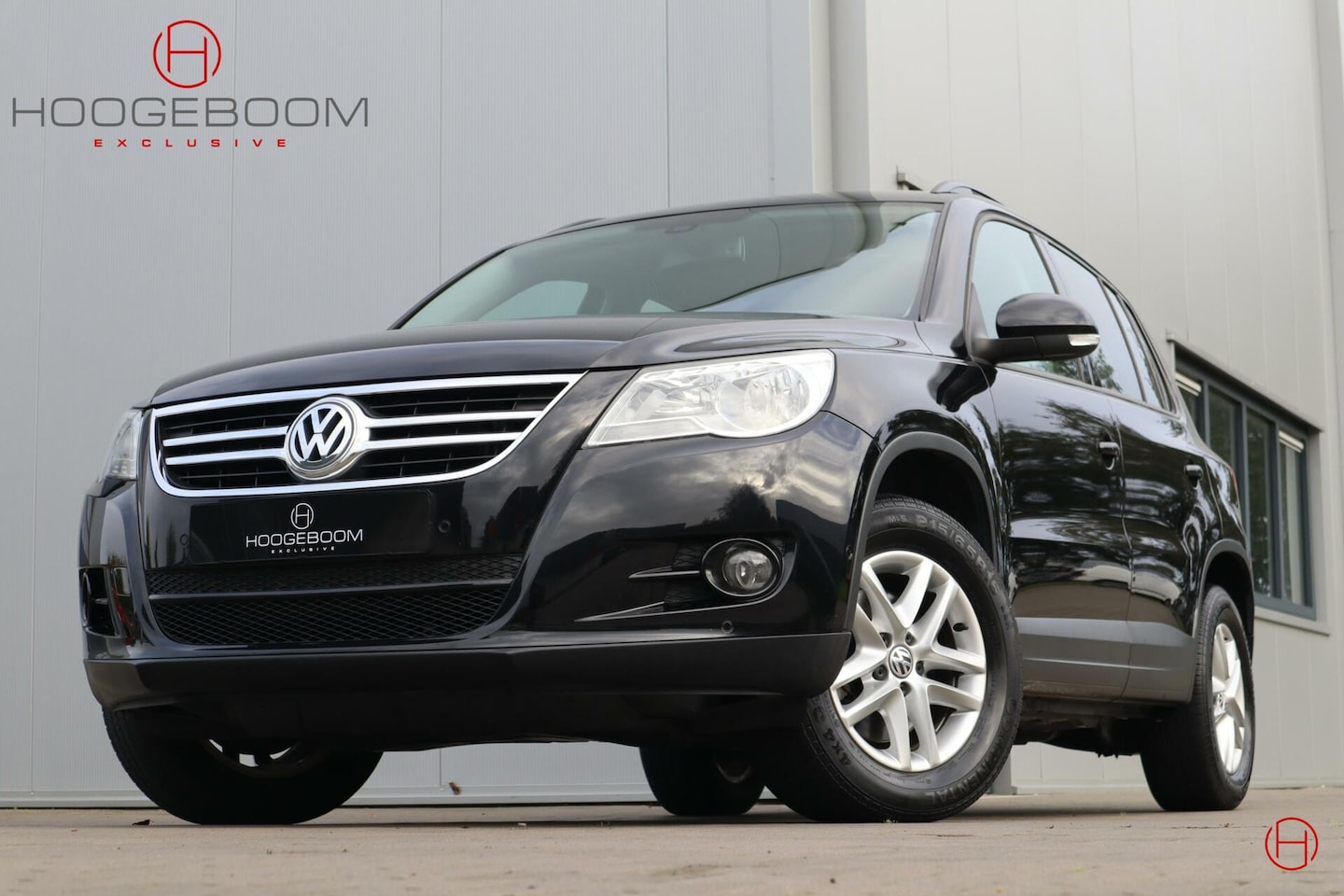 Volkswagen Tiguan - 2.0 TSI 170PK 4Motion / Automaat / Trekhaak / Camera / Cruise / Dealer onderhouden - AutoWereld.nl