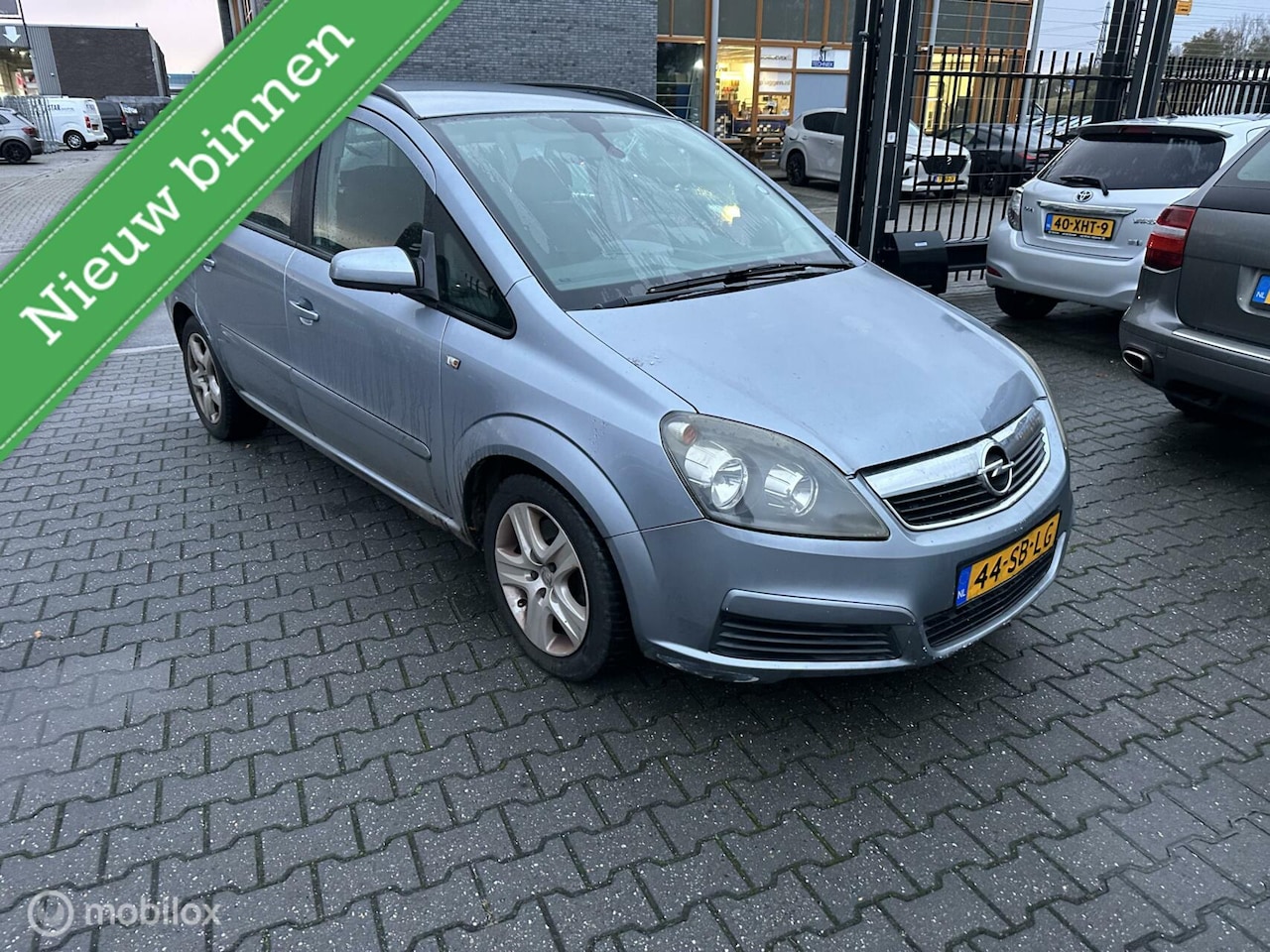 Opel Zafira - 2.2 Cosmo 2.2 Cosmo - AutoWereld.nl