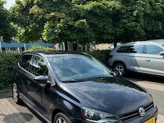 Volkswagen Polo - 1.4-16V Highline