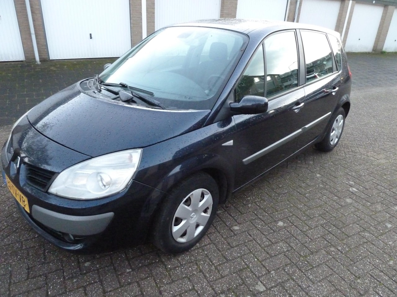 Renault Scénic - 1.6-16V Privilège Comfort 1.6-16V Privilège Comfort - AutoWereld.nl