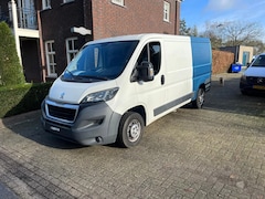 Peugeot Boxer - 330 2.0 BlueHDI L2H1 Pro