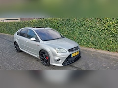 Ford Focus - 2.5-20V ST