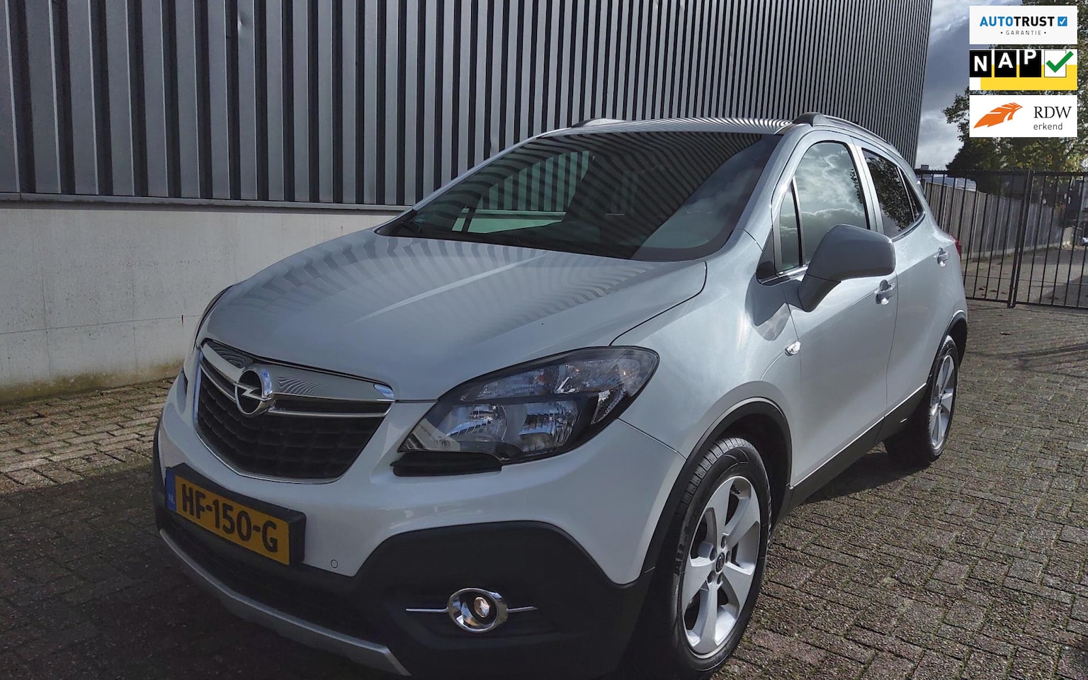 Opel Mokka - 1.4 T Cosmo|NAVI-CAMERA-TREKHAAK|155k NAP ORG NL - AutoWereld.nl