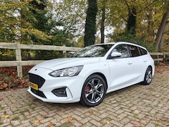 Ford Focus Wagon - 1.0 EcoBoost ST Line, Trekhaak, Stoelverw, Carplay