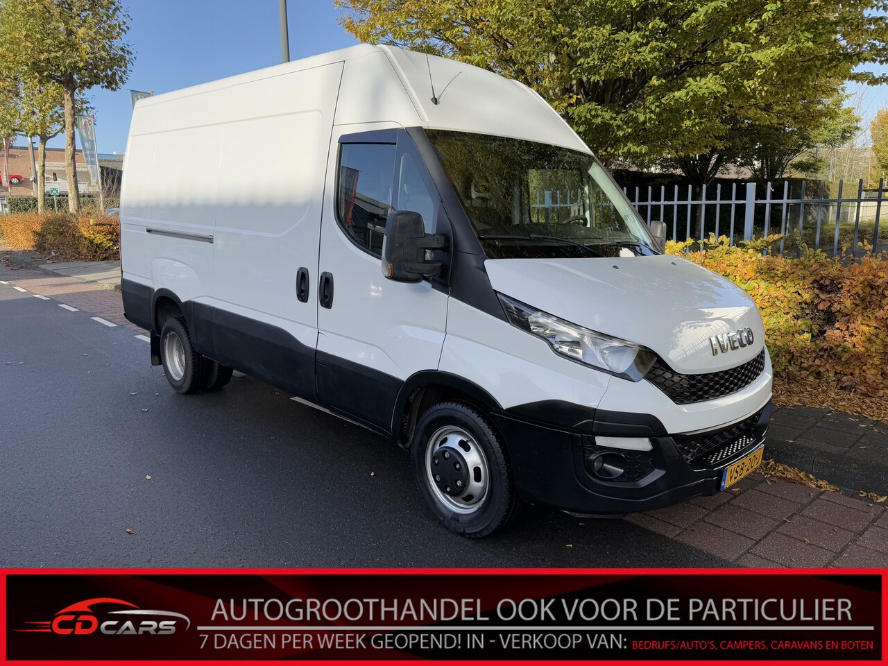 Iveco Daily - 35C15V 3.0 352 H3 L Clima, Camera, Navi, Mistlamp - AutoWereld.nl