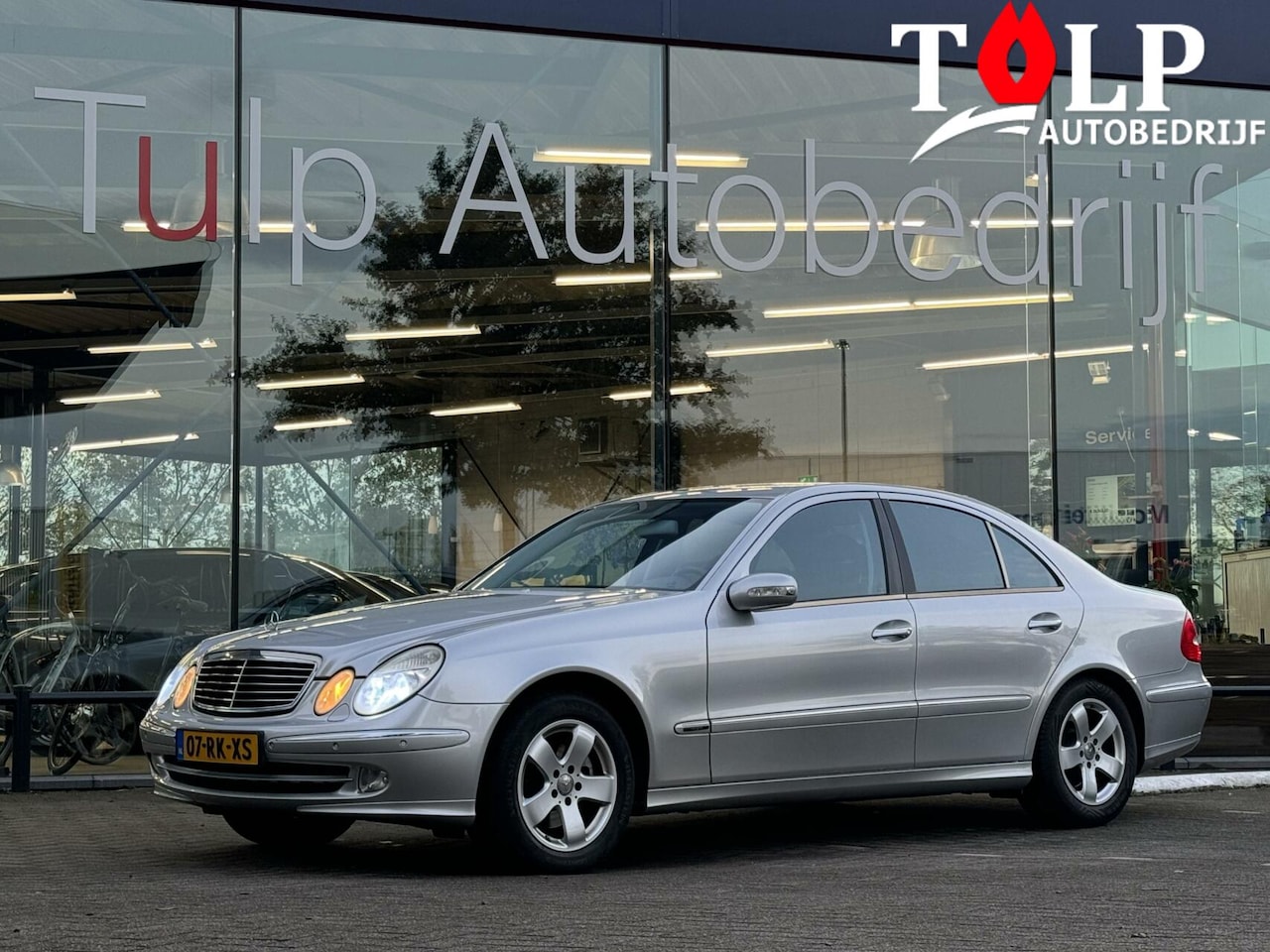 Mercedes-Benz E-klasse - 200 K. Avantgarde Aut sedan 2005 Navi - AutoWereld.nl