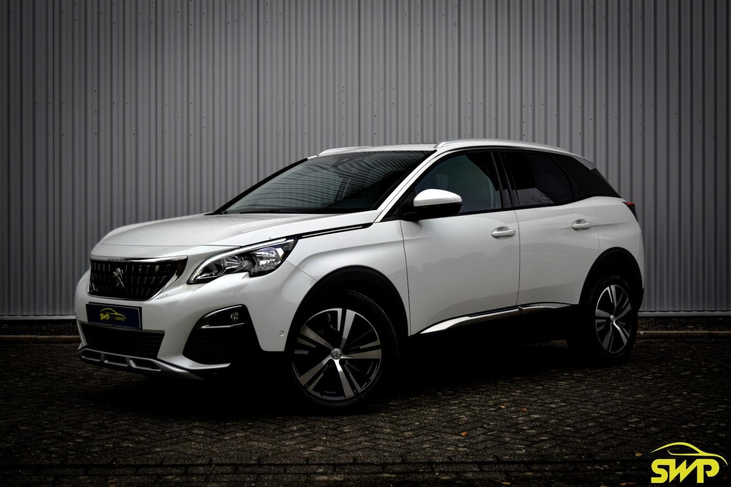 Peugeot 3008 - 1.2 PureTech Allure | Pano | Navi | Cam - AutoWereld.nl