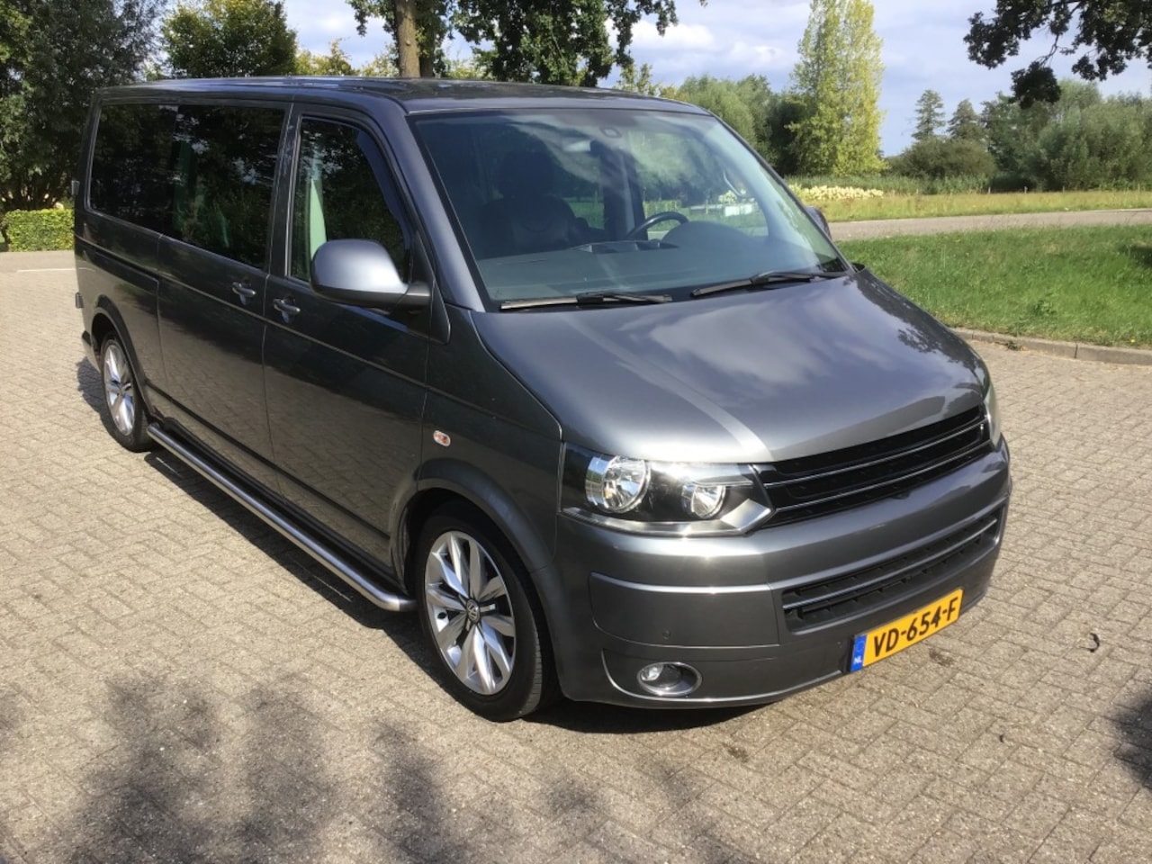 Volkswagen Transporter - 2.0 TDI L2H1 COMFORT DC 180 PK MARGE - AutoWereld.nl