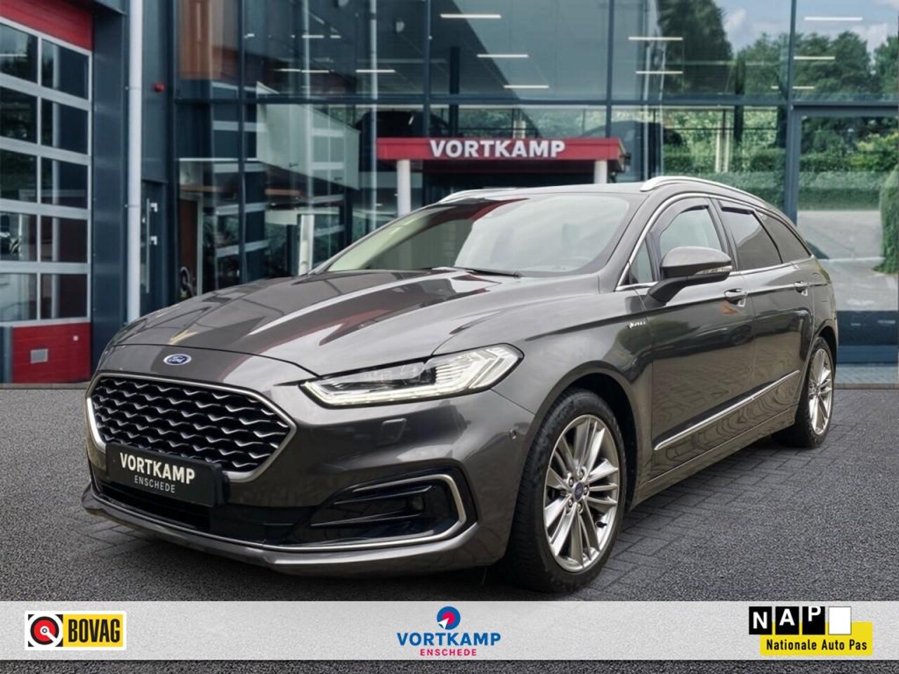 Ford Mondeo - 2.0 IVCT HYBRID VIGNALE LEDER/MEMORY/TREKHAAK/CAMERA/ACC/NAVI - AutoWereld.nl