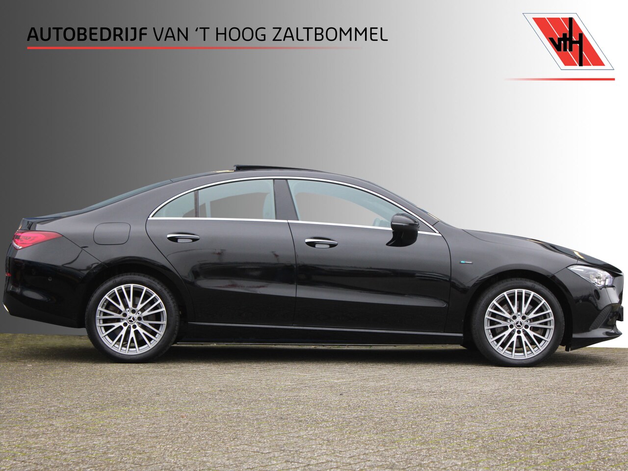 Mercedes-Benz CLA-Klasse - 250e AUT8 Premium Plus PANORAMADAK SFEER MEMORY KEY-LESS GO CARPLAY TREKHAAK - AutoWereld.nl