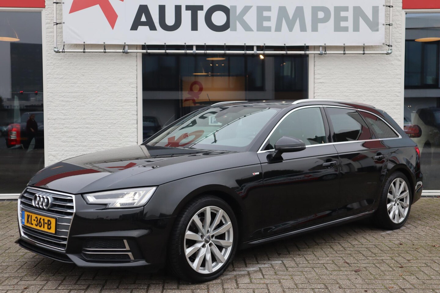 Audi A4 Avant - 2.0 TDI ULTRA SPORT PRO-LINE S SPRING ADVANTAGE TREKHAAK|NAVIGATIE MOOIE AUTO - AutoWereld.nl