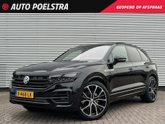 Volkswagen Touareg - 3.0 TDI R-Line Panoramadak Trekhaak Luchtvering Matrix LED