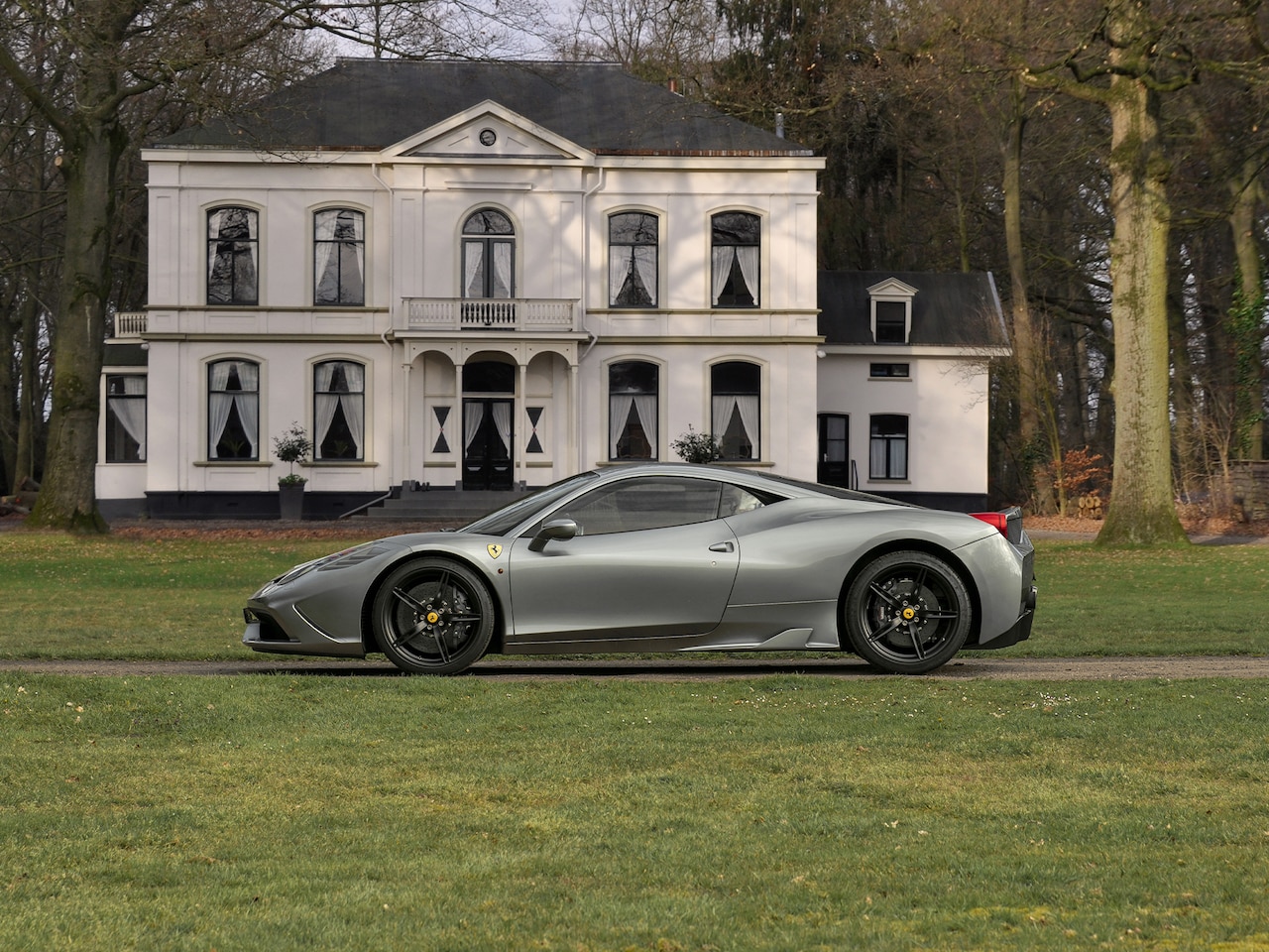 Ferrari 458 - 4.5 V8 Speciale | Cioccolato Alcantara | Veel carbon! - AutoWereld.nl