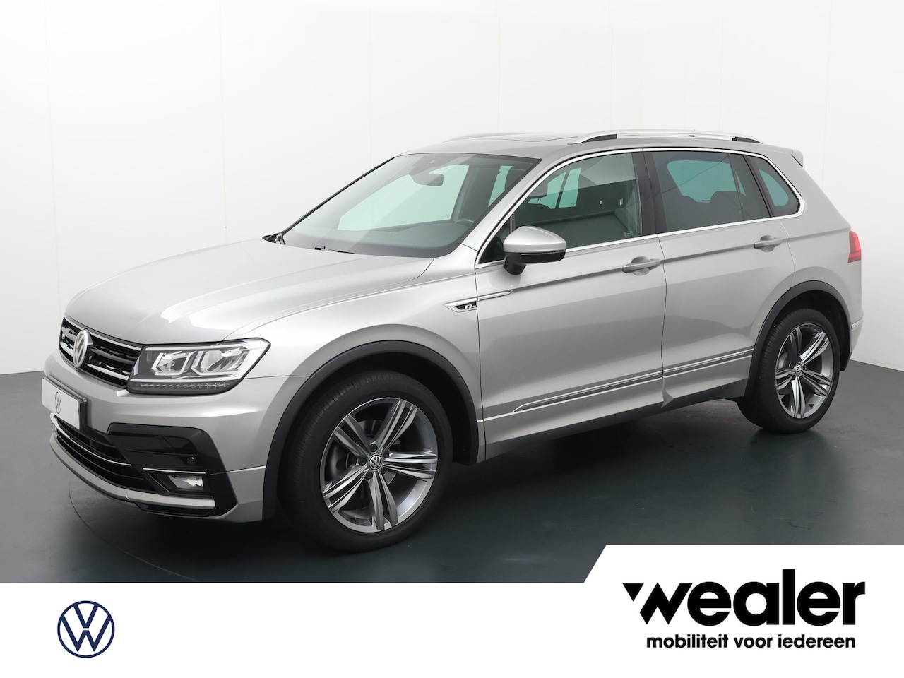 Volkswagen Tiguan - 1.4 TSI 4Motion Highline Business R | 150 PK | Automaat | Elektrisch Panorama dak | Elektr - AutoWereld.nl