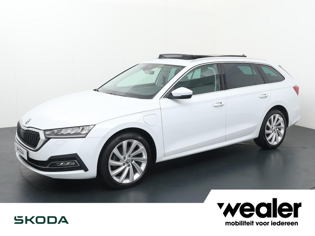 Skoda Octavia Combi - 1.4 TSI iV PHEV Business Edition Plus | 204 PK | Elektrisch bedienbaar panoramadak | Elekt - AutoWereld.nl