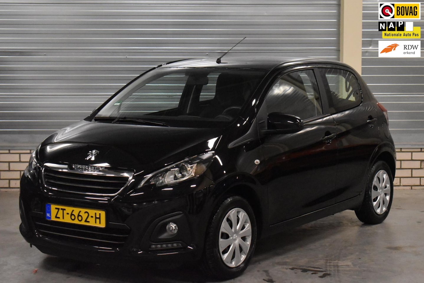 Peugeot 108 - 1.0 e-VTi Active 33.000KM!! + Apple-Carplay|Camera|Bluetooth| - AutoWereld.nl