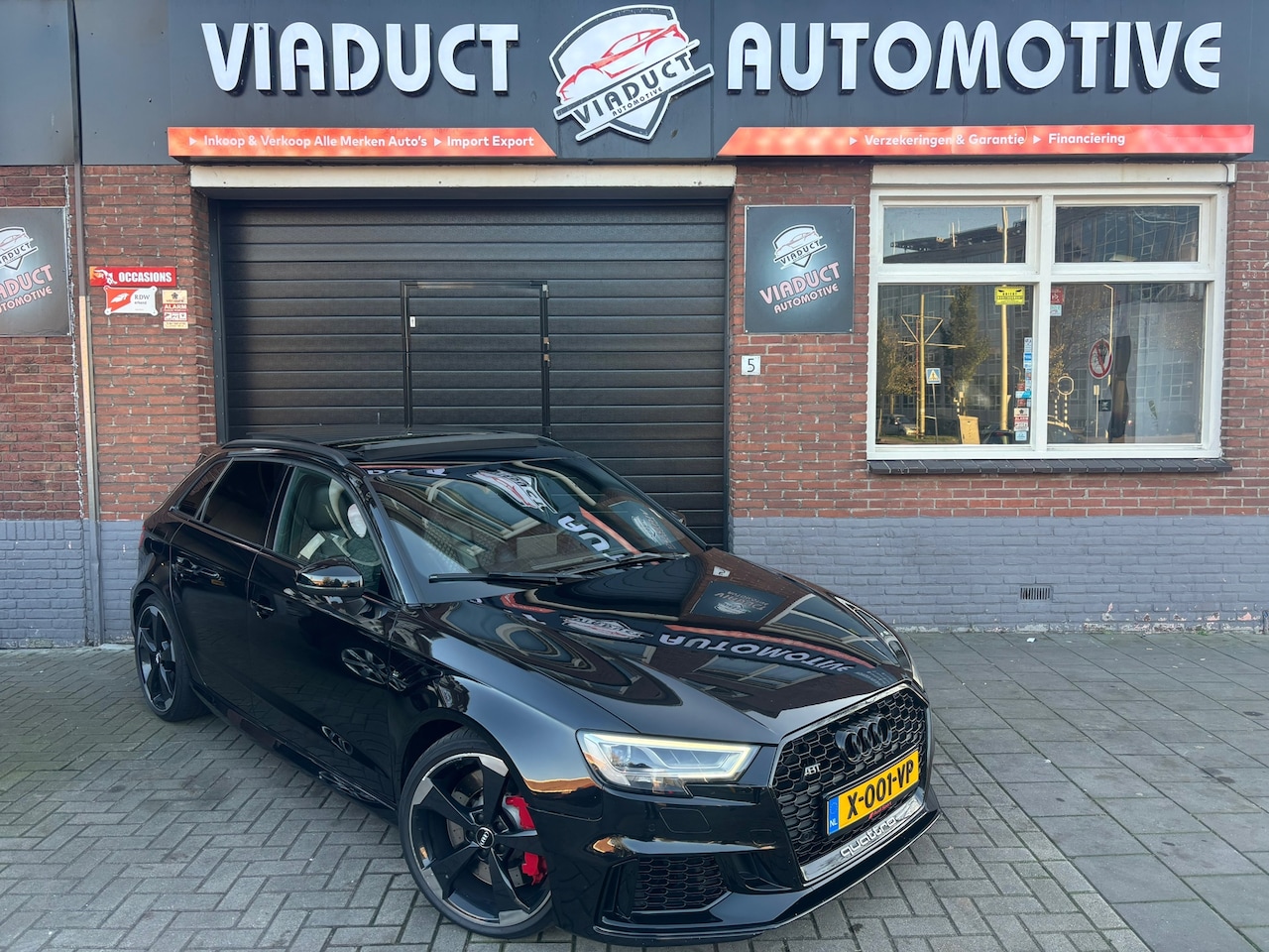 Audi RS3 - Sportback 2.5 TFSI ABT Kuipstoelen Pano Keyless Entry & Go - AutoWereld.nl