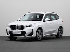 BMW X1 - sDrive18i M-Sport | Sportstoelen | 18 inch | Camera | Parking Assistant |