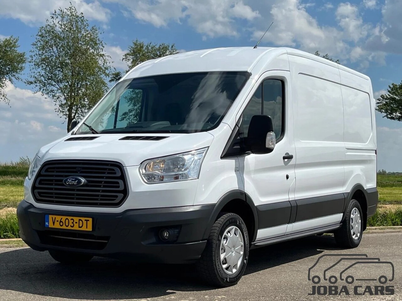 Ford Transit - 2.0 TDCI 105pk L2/H2 Bestel 2017 - AutoWereld.nl