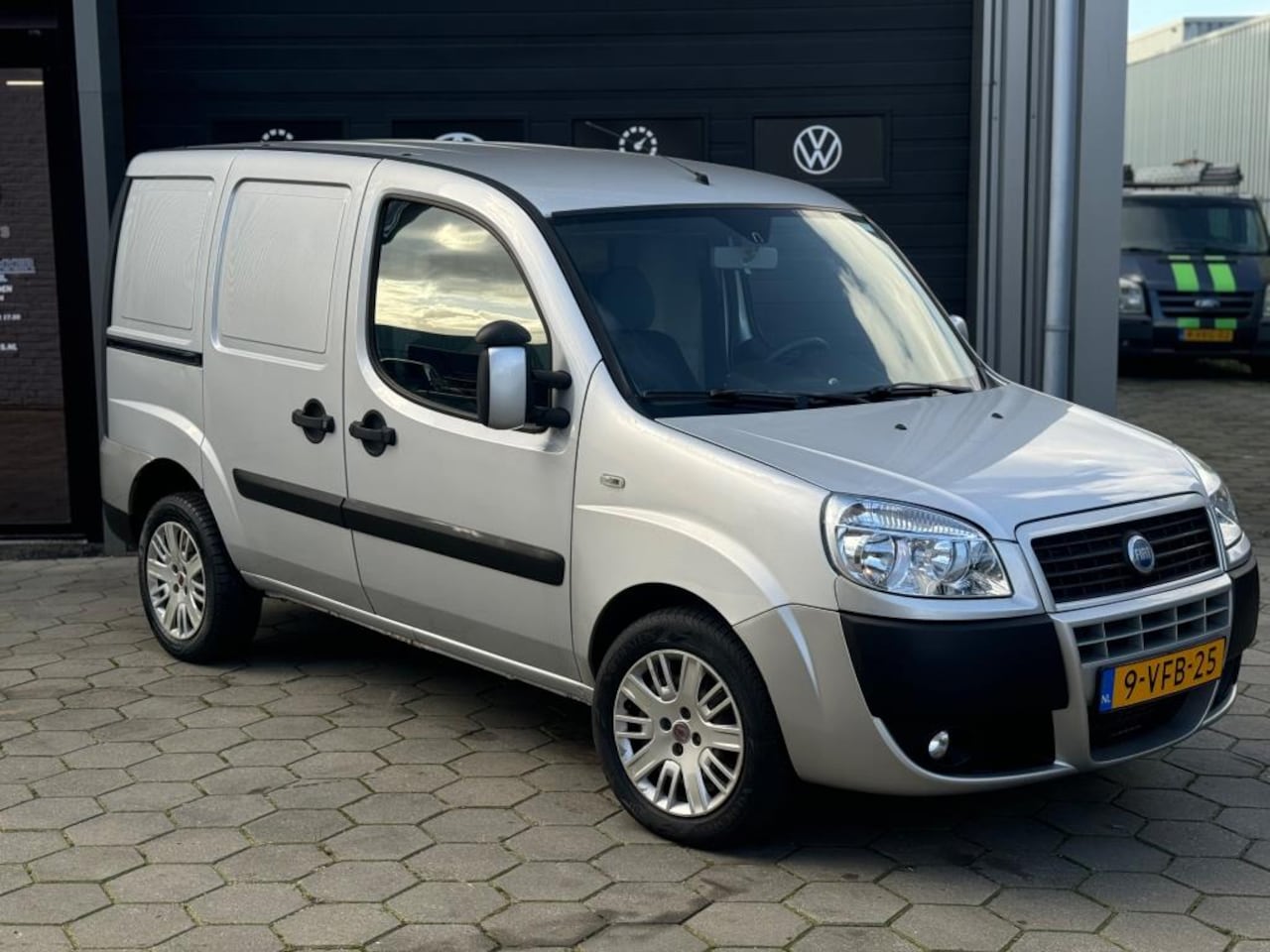 Fiat Doblò - 1.3 MultiJet Top - 2e EIG - Lage km/N.a.p - Airco - 2009 - AutoWereld.nl