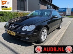 Mercedes-Benz CLK-klasse Coupé - 240 Avantgarde | VOL LEDER { NIEUWE APK |