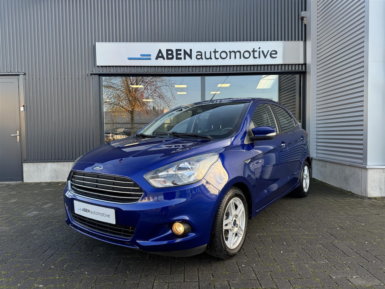 Ford Ka - 1.2 85PK Trend Ultimate 5-deurs (PDC|4-SEIZ.|CRUISE|LMV) - AutoWereld.nl