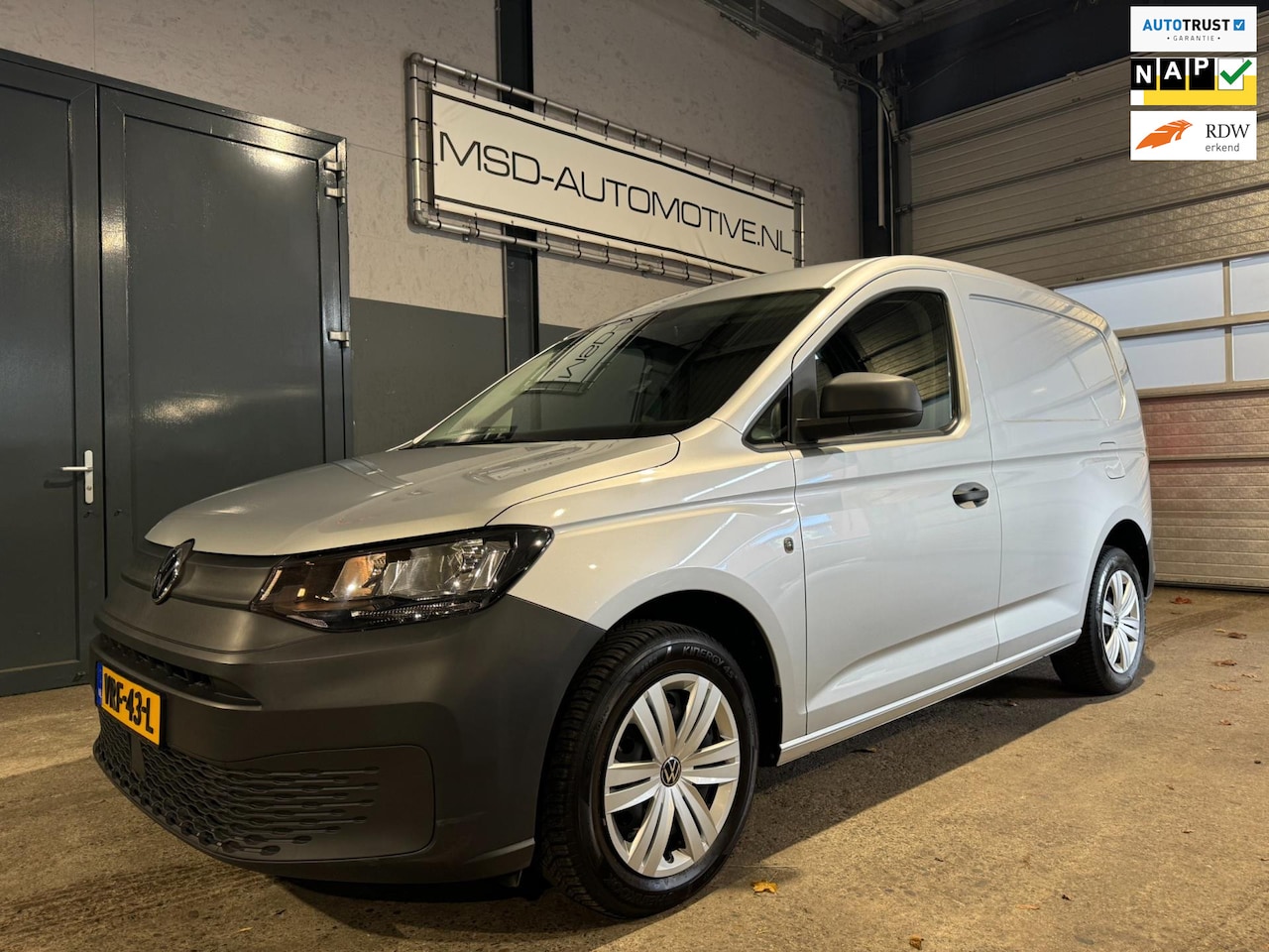 Volkswagen Caddy Cargo - 2.0 TDI Comfort Apple Carplay Multi Stuur NAP - AutoWereld.nl