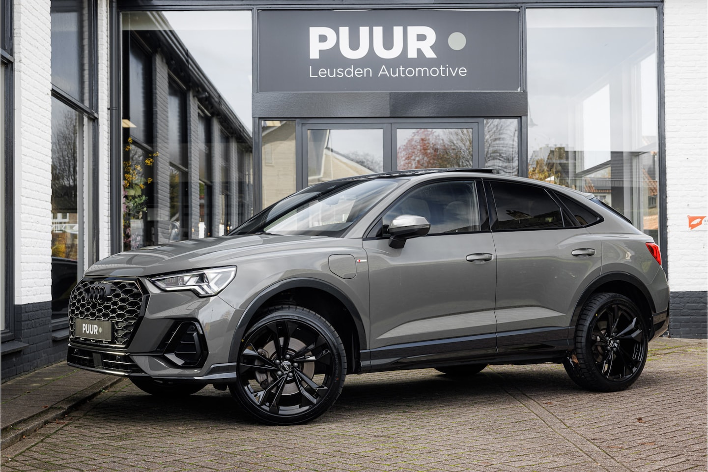 Audi Q3 Sportback - 45 TFSI e S-Line Pano - Sonos Audio - Camera - AutoWereld.nl