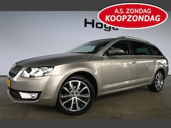 Skoda Octavia Combi - 1.6 TDI Greentech Edition Businessline Ecc Navigatie Panoramadak Inruil Mogelijk