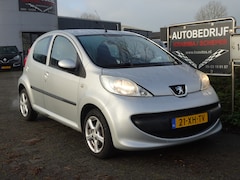 Peugeot 107 - 1.0-12V XS