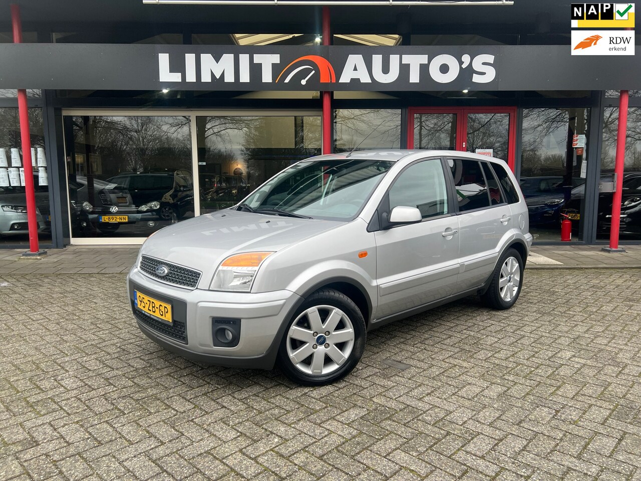 Ford Fusion - 1.4-16V Futura/Aut/Pdc/Airco/Elek.Ramen/APK/NAP/ - AutoWereld.nl