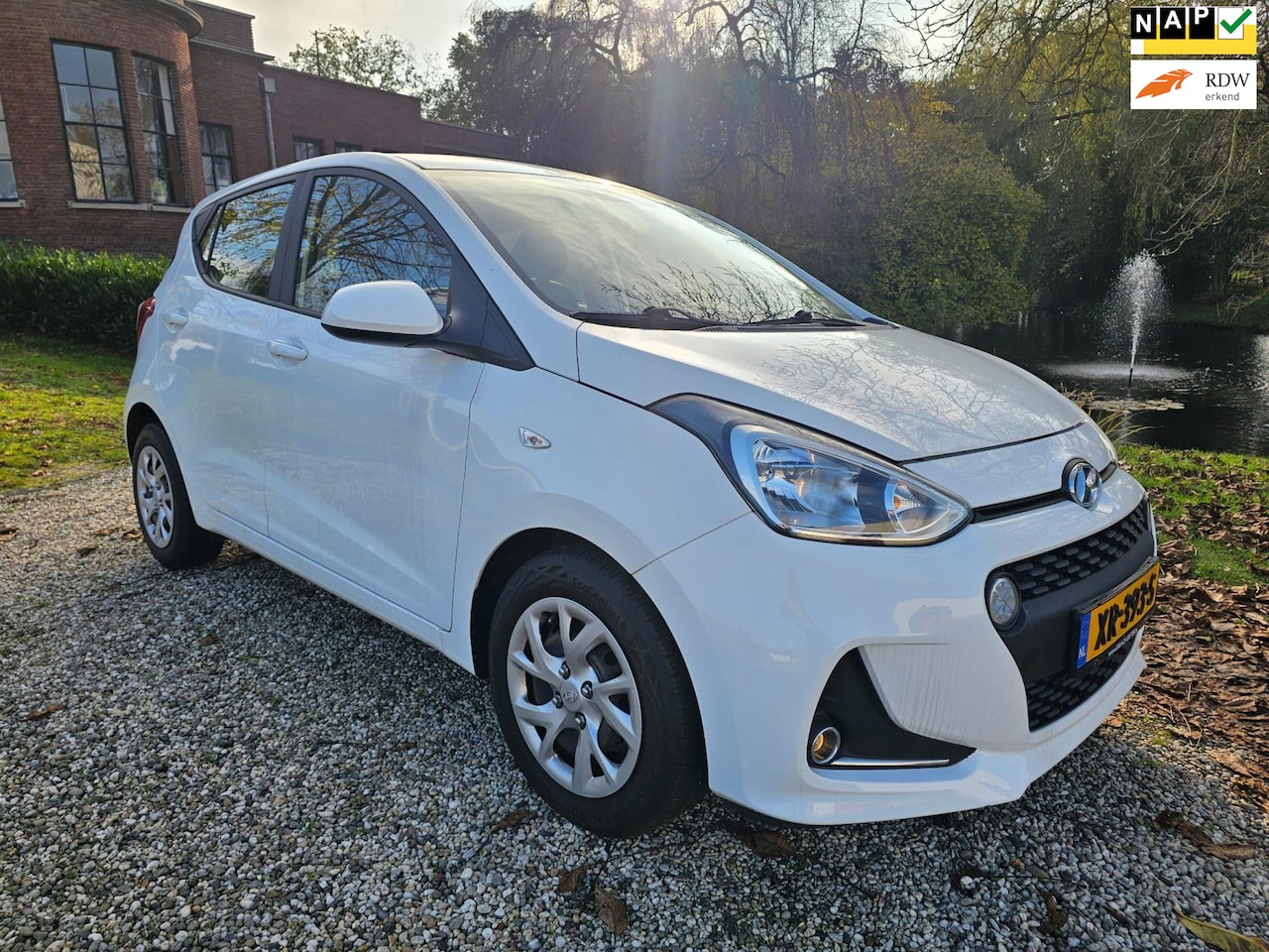 Hyundai i10 - 1.0i Comfort AIRCO/cruise *apk:04-2025* - AutoWereld.nl