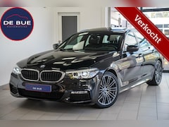 BMW 5-serie Touring - 520i High Executive 1ste Eig M-Sport Panoramadak Virtual Head Up Memory Dealer onderhouden