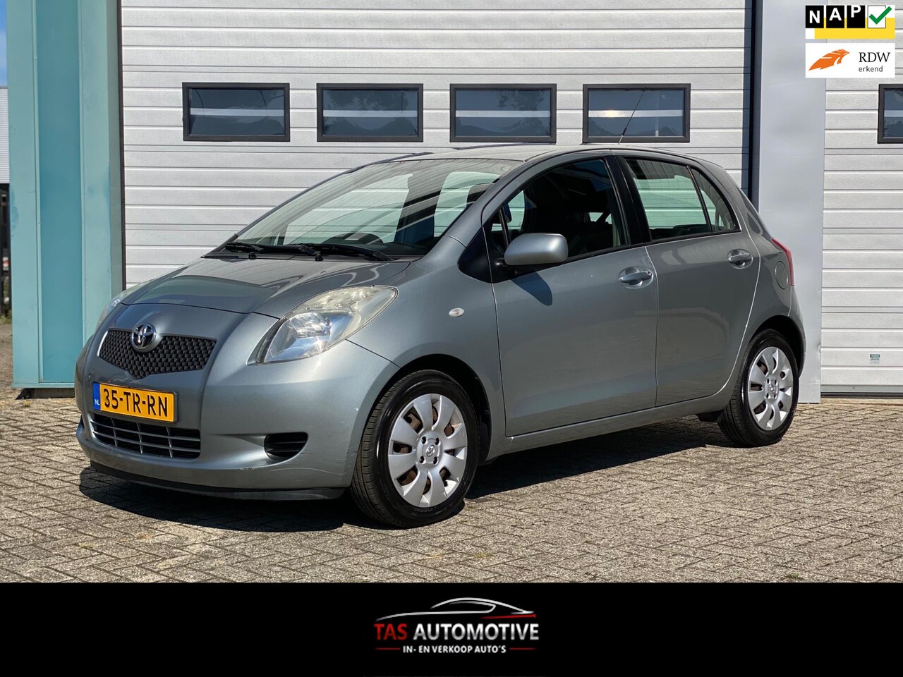 Toyota Yaris - 1.3 VVTi Sol MMT AUTOMAAT / AIRCO / NAP - AutoWereld.nl