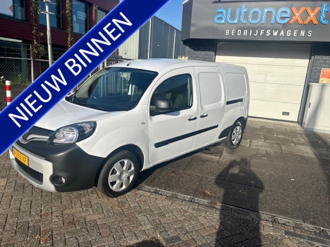 Renault Kangoo - 1.5 dCi 90 Energy Luxe Maxi AIRCO I NAVI I MULTI MEDIA I PDC I 2 SCHUIFDEUREN I 1e EIGENAA - AutoWereld.nl