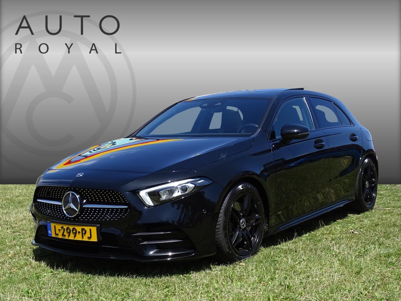 Mercedes-Benz A-klasse - 220 Premium AMG-Pakket - Automaat, F1-Flippers, Panoramadak, Leder Sport Interieur, Camera - AutoWereld.nl