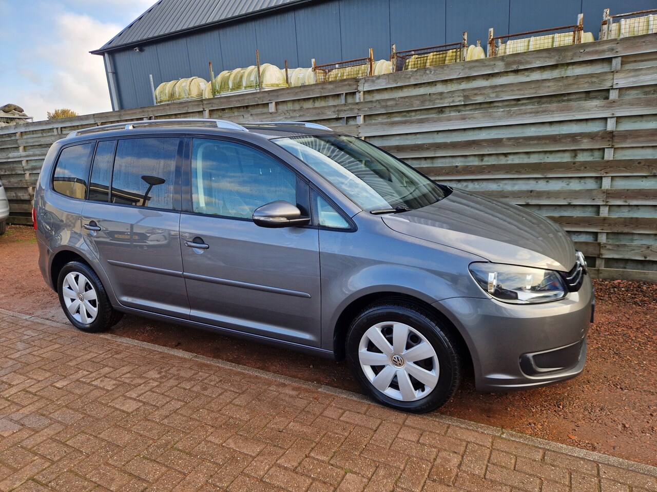 Volkswagen Touran - 1.2 TSI Comfortline BlueMotion Navigatie - AutoWereld.nl