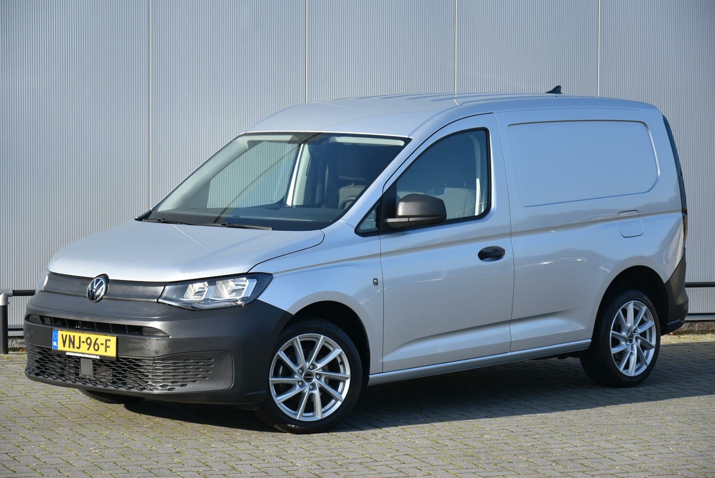 Volkswagen Caddy Cargo - 2.0 TDI Economy Business 2.0 TDI Economy Business - AutoWereld.nl