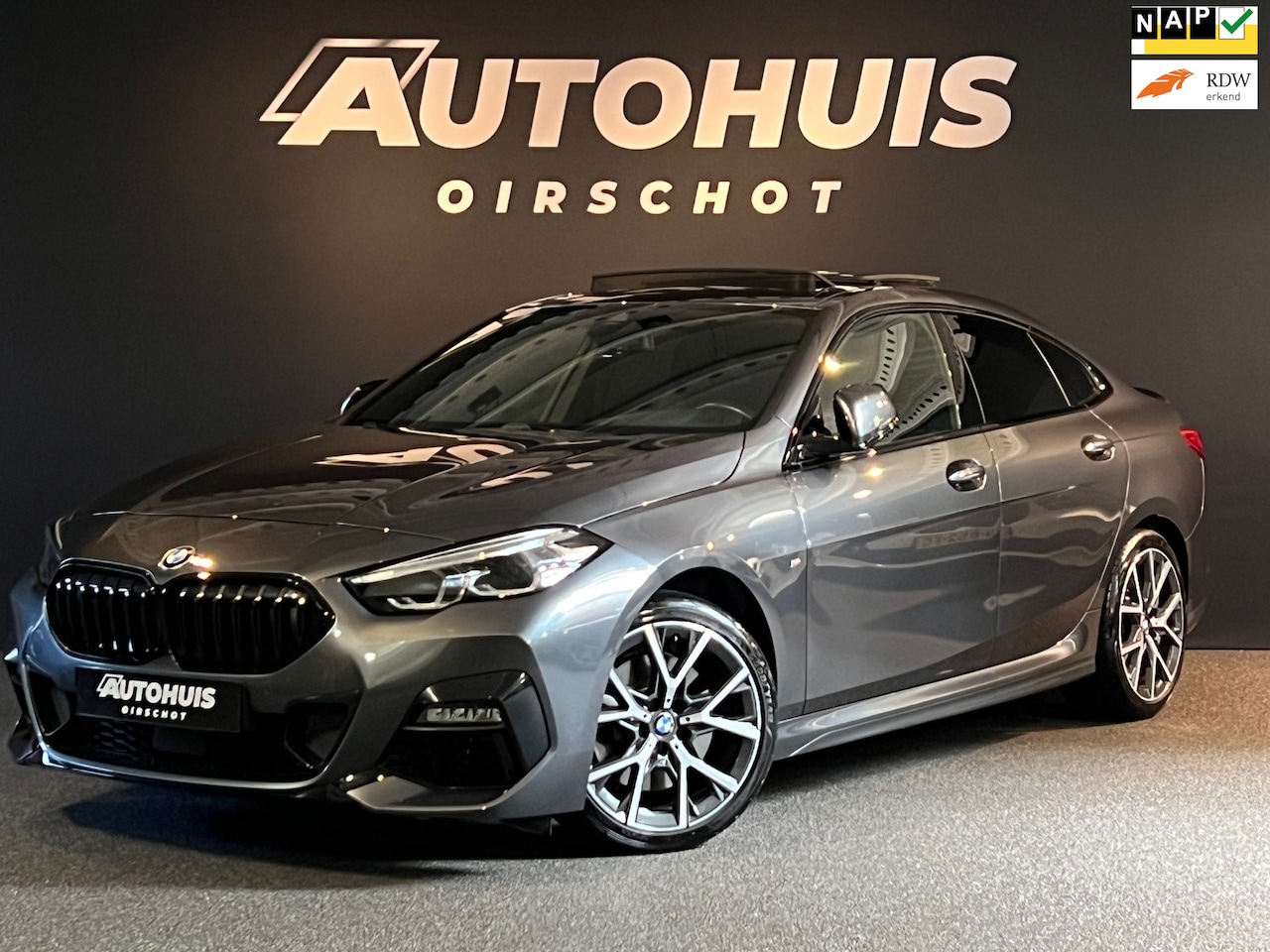 BMW 2-serie Gran Coupé - 220i High Executive Edition M Pano/ M Performance seats/ Headup/ Carplay/ Sfeerverlicht - AutoWereld.nl