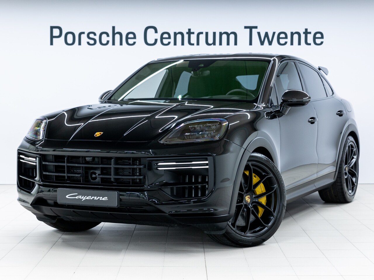 Porsche Cayenne Coupé - Turbo E-Hybrid met GT-Pakket - AutoWereld.nl