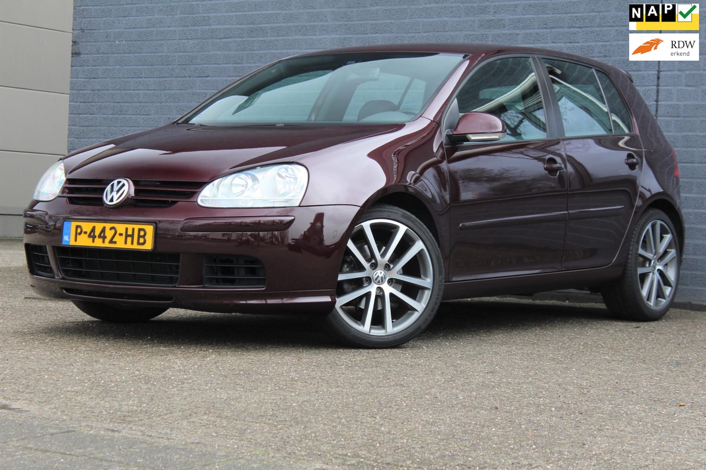 Volkswagen Golf - 2.0 FSI 150pk Individual, Leder, Automaat - AutoWereld.nl