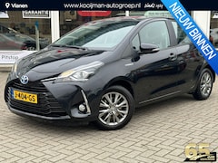 Toyota Yaris - 1.5 Hybrid Dynamic Mooie auto met o..a Navigatie, All season banden, hoge instap, zeer zui