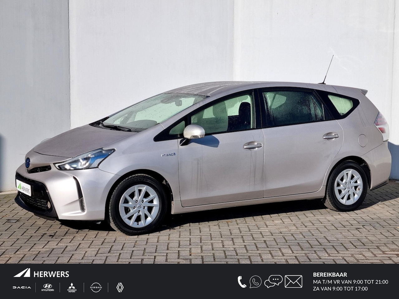 Toyota Prius Wagon - Prius+ 1.8 Active Hybride 7 Persoons Automaat / 7p / Trekhaak / Navigatie / Achteruitrijca - AutoWereld.nl