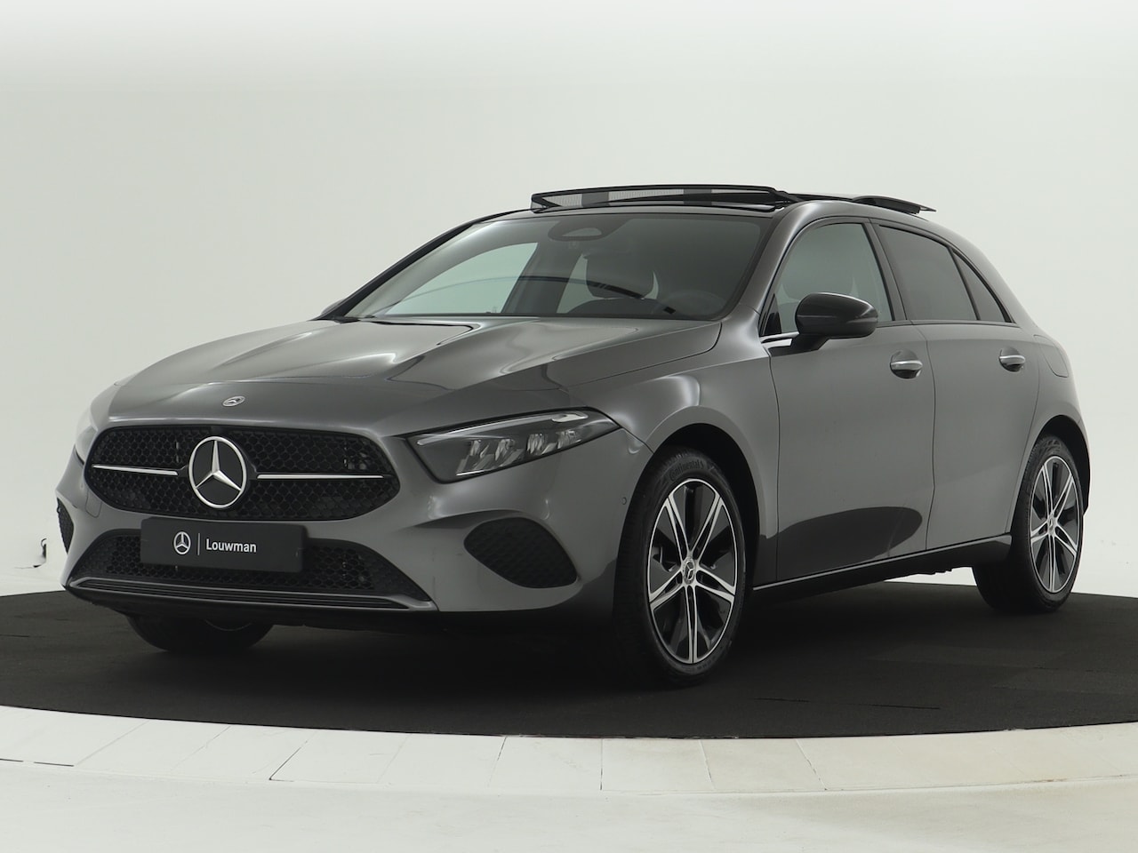 Mercedes-Benz A-klasse - 250 e Star Edition Luxury Line | Nightpakket | Dodehoekassistent | Parkeerpakket met achte - AutoWereld.nl