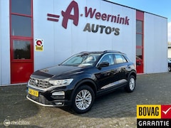 Volkswagen T-Roc - 1.5 TSI Style IQ drive Business DSG